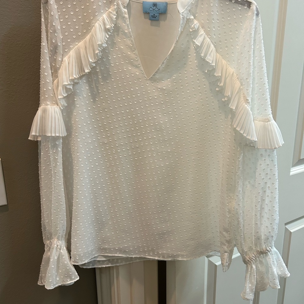 CeCe White Textured Ruffle Blouse